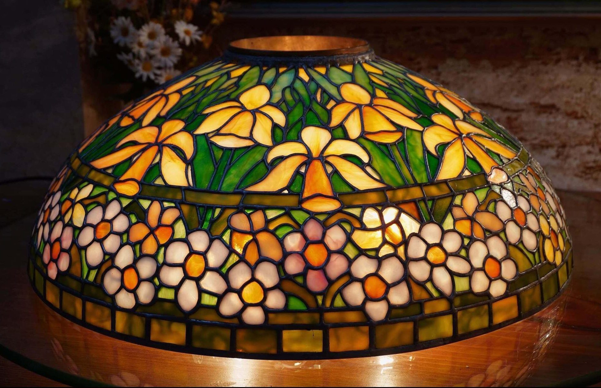 jonquil daffodil tiffany lamp, narcissus tiffany lamp, alexandra fontaine