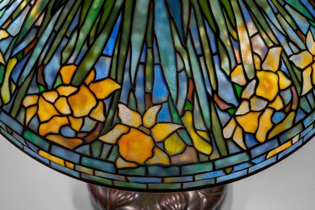 daffodil tiffany lamp, daffodil lamp shade, tiffany lamp base, alexandra fontaine